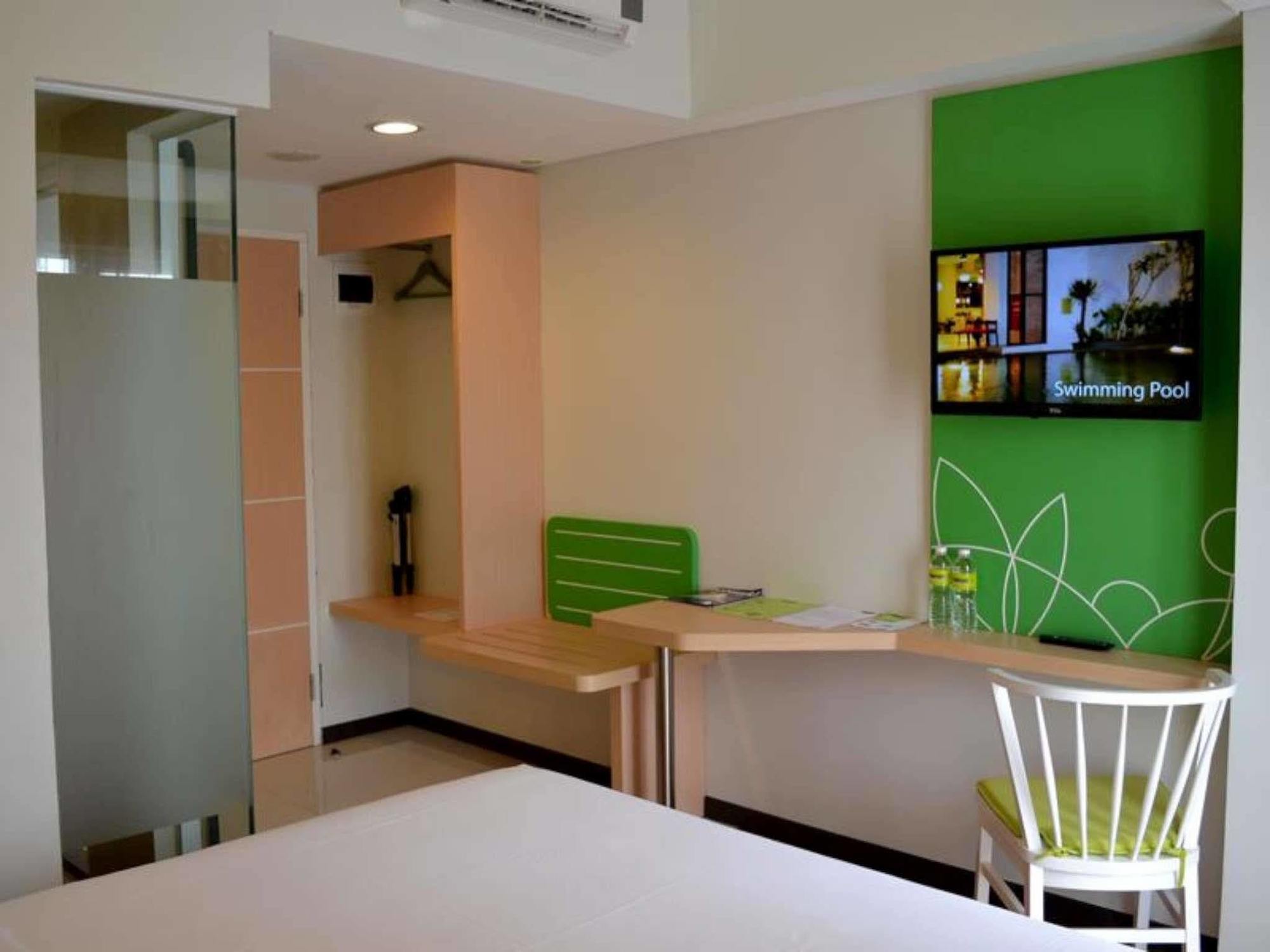 The Bountie Hotel And Convention Centre Sukabumi Exterior foto